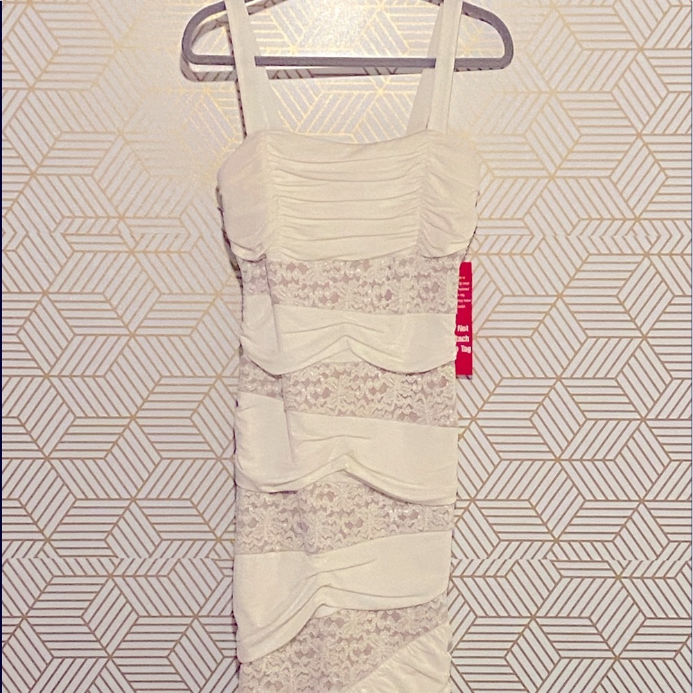 Brand New EnFocus Studio size 10 dress.